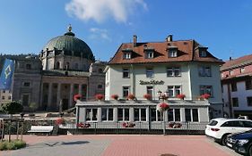 Dom-Hotel